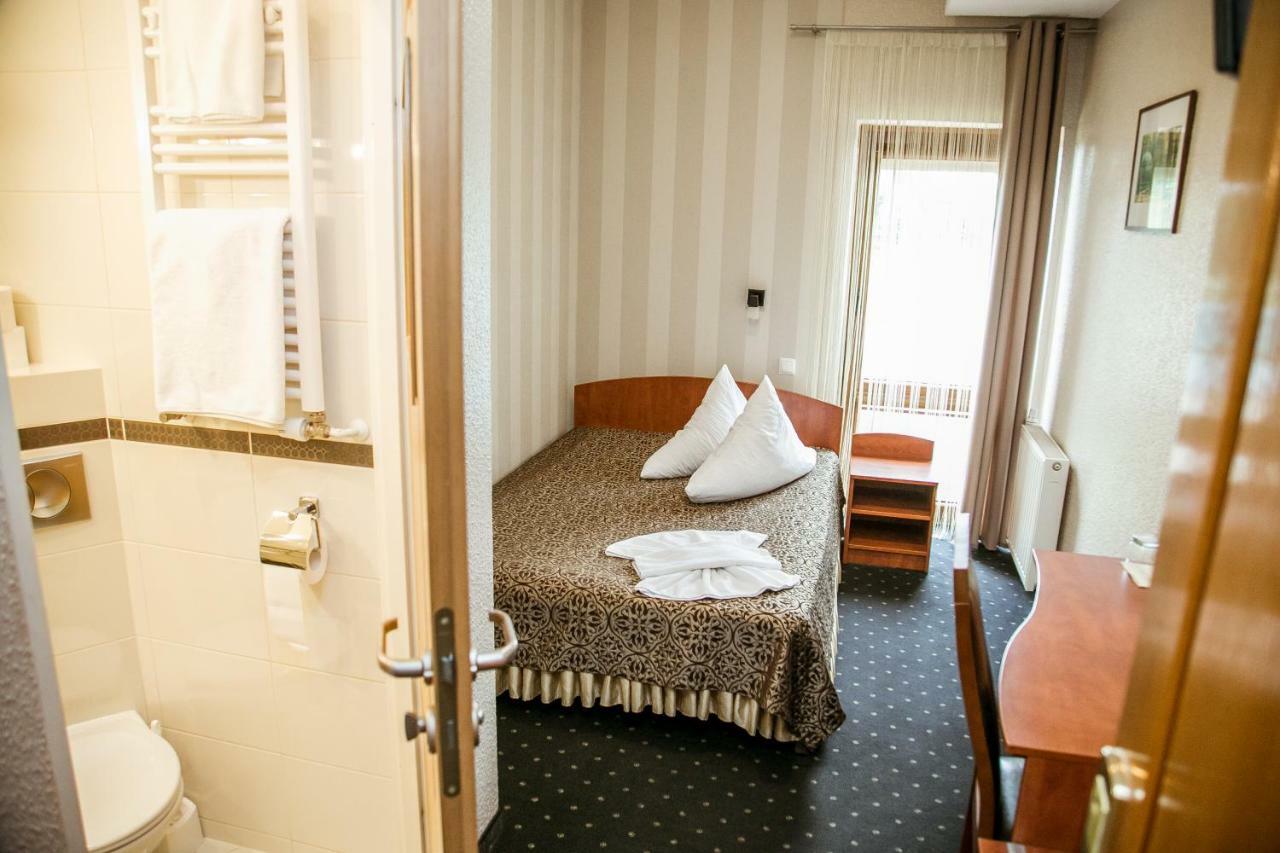 Hotel Oaza Prudnik Exteriér fotografie